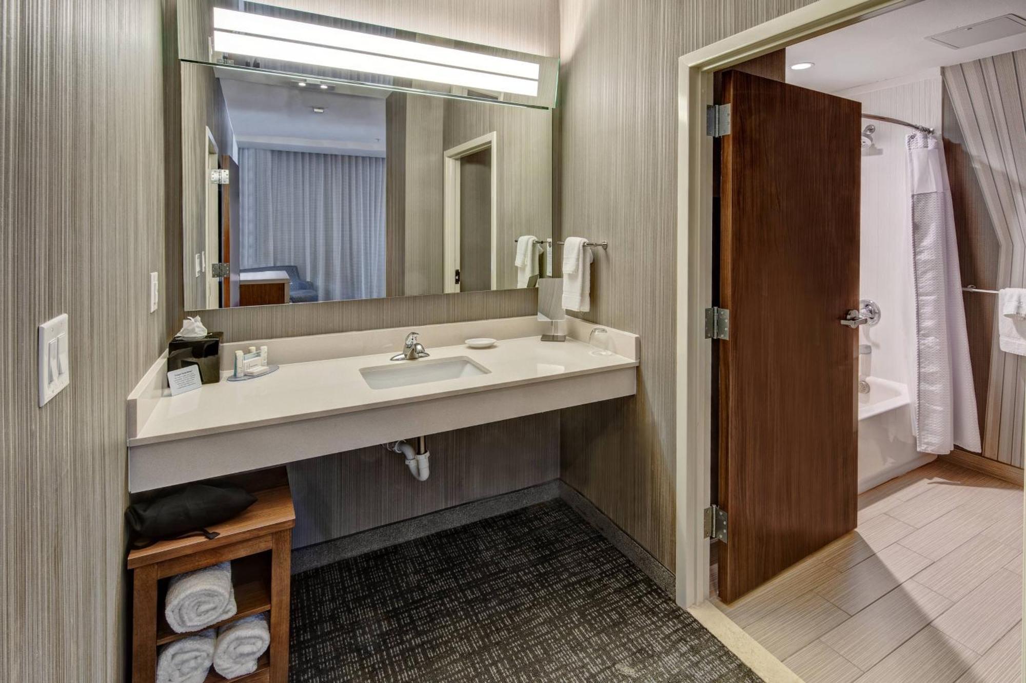 Courtyard Austin By Marriott Northwest/Lakeline Exterior photo